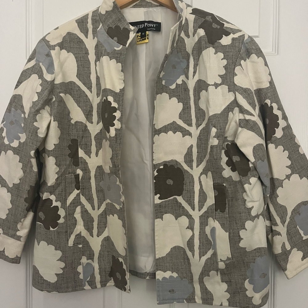 Painted Pony Women's Floral Blazer Cropped Jacket Size M